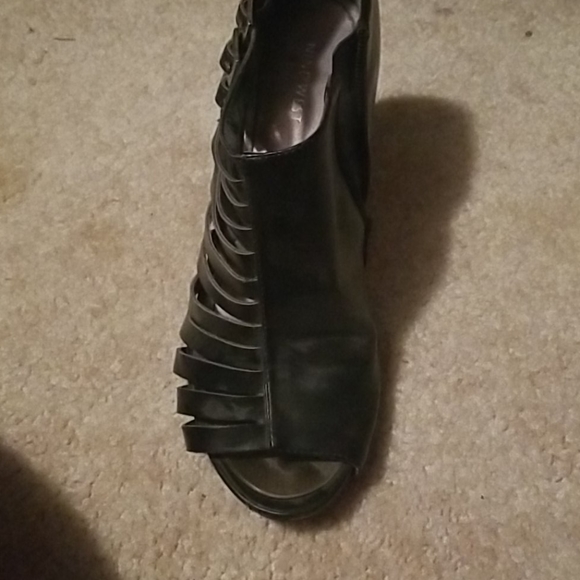 Boot - Picture 2 of 2